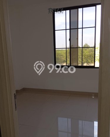 Area Ramai! Ruko Dijual di Tangerang untuk Bisnis Luas Bangunan 203m2 Area Ramai! Ruko Dijual di Tangerang untuk Bisnis Luas Bangunan 203m2