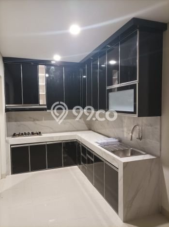 Rumah Elit LB 212m2 Siap Huni Desain Elegan di Gading Serpong, Tangerang Rumah Elit LB 212m2 Siap Huni Desain Elegan di Gading Serpong, Tangerang