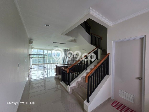 Dijual! Ruko di Gading Serpong Tangerang LT 98m2 / LB 256m2 Kawasan Bisnis Dijual! Ruko di Gading Serpong Tangerang LT 98m2 / LB 256m2 Kawasan Bisnis