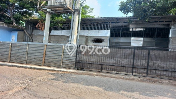 AREA BISNIS! Gudang Kawasan Gunung Putri, Luas 250m², Akses Utama AREA BISNIS! Gudang Kawasan Gunung Putri, Luas 250m², Akses Utama