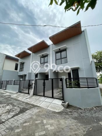 Hunian Nyaman 2 KT Harga Terjangkau di Menganti Surabaya Hunian Nyaman 2 KT Harga Terjangkau di Menganti Surabaya