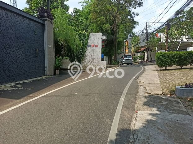 Hunian Mewah Siap Huni LT 151m2 di Jagakarsa, Jakarta Selatan Hunian Mewah Siap Huni LT 151m2 di Jagakarsa, Jakarta Selatan