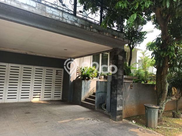 Hunian Elit LB 300m2 Siap Huni Desain Elegan di Bintaro, Tangerang Selatan Hunian Elit LB 300m2 Siap Huni Desain Elegan di Bintaro, Tangerang Selatan