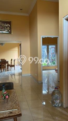 For Sale Rumah 4 Kamar Lokasi Ideal Bagus dan Strategis di Bogor Selatan For Sale Rumah 4 Kamar Lokasi Ideal Bagus dan Strategis di Bogor Selatan