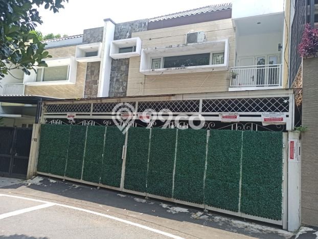 Hunian Mewah Siap Huni LT 151m2 di Jagakarsa, Jakarta Selatan Hunian Mewah Siap Huni LT 151m2 di Jagakarsa, Jakarta Selatan