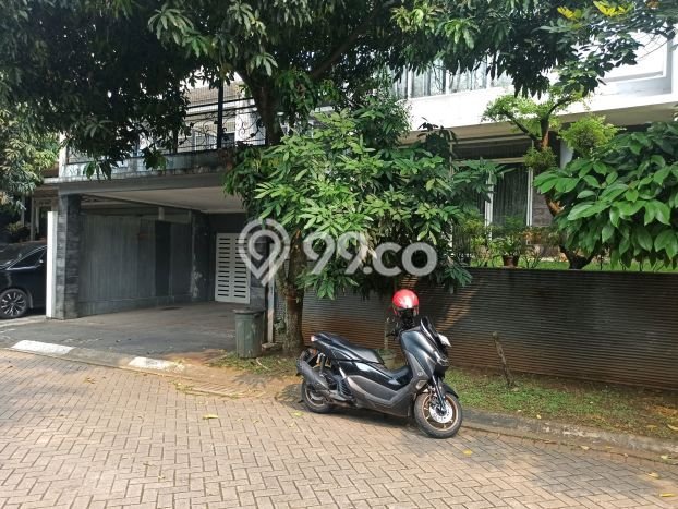 Hunian Elit LB 300m2 Siap Huni Desain Elegan di Bintaro, Tangerang Selatan Hunian Elit LB 300m2 Siap Huni Desain Elegan di Bintaro, Tangerang Selatan