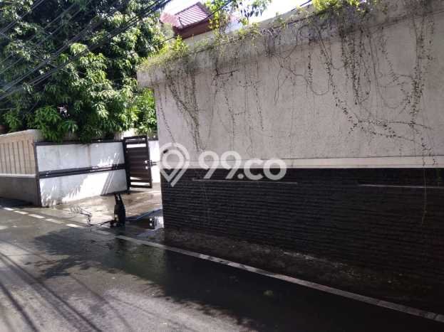 Rumah Elit Modern Tanpa Renovasi di Cipete Jakarta Selatan Rumah Elit Modern Tanpa Renovasi di Cipete Jakarta Selatan