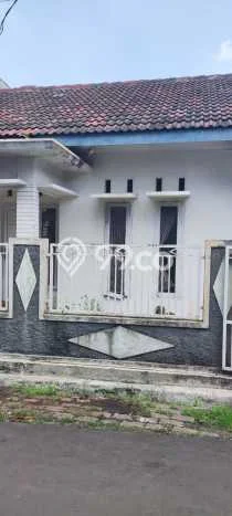 Hunian Cantik Minimalis Lb 100m2 di Pamulang, Tangerang Selatan Hunian Cantik Minimalis Lb 100m2 di Pamulang, Tangerang Selatan