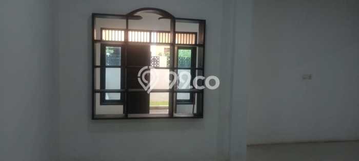For Sale Hunian Rumah Terawat 3 Kamar di Cikunir, Bekasi For Sale Hunian Rumah Terawat 3 Kamar di Cikunir, Bekasi