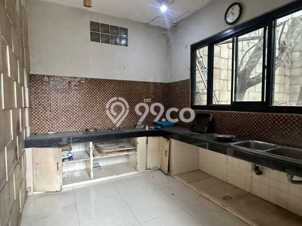 Siap Huni Rumah Mewah 4 Kamar di Tebet Dekat ke Mana Pun Siap Huni Rumah Mewah 4 Kamar di Tebet Dekat ke Mana Pun