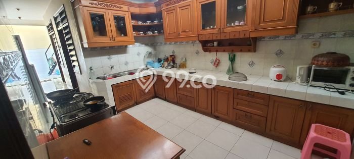 Dijual Rumah Mewah Megah Dengan View Eksklusif di Manyar, Surabaya Dijual Rumah Mewah Megah Dengan View Eksklusif di Manyar, Surabaya