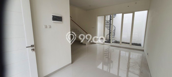 Ruko Dijual di Prime Area Surabaya Luas 125m2 Ruko Dijual di Prime Area Surabaya Luas 125m2