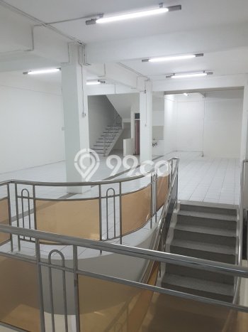 LOKASI STRATEGIS! Ruko di Krembangan, Luas 500m2m², Kawasan Komersial LOKASI STRATEGIS! Ruko di Krembangan, Luas 500m2m², Kawasan Komersial