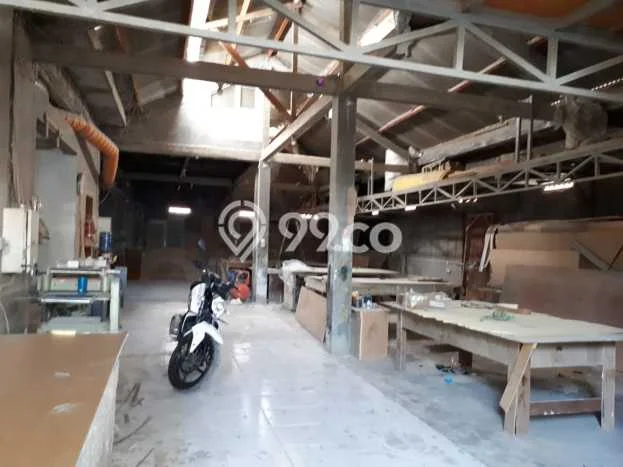 Gudang Dijual di Prime Area Surabaya Luas 280m2 Gudang Dijual di Prime Area Surabaya Luas 280m2