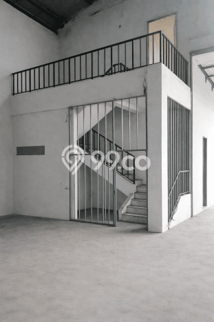 Unit Gudang Dijual di Driyorejo Gresik Luas Bangunan 426m2 Unit Gudang Dijual di Driyorejo Gresik Luas Bangunan 426m2