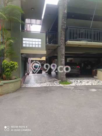 Kos-kosan Dijual di Kebon Jeruk, Jakarta Barat, 93 KT, 93 KM, Bangunan 3000m2 Kos-kosan Dijual di Kebon Jeruk, Jakarta Barat, 93 KT, 93 KM, Bangunan 3000m2