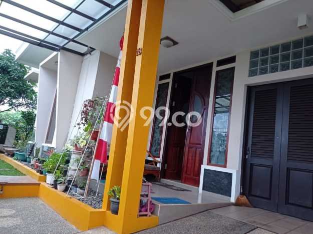 Rumah Mewah LB 300m2 Siap Huni Desain Elegan di Dago, Bandung Rumah Mewah LB 300m2 Siap Huni Desain Elegan di Dago, Bandung