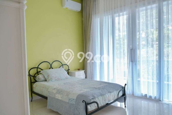 Ready to Use! Premium House LT 674m2 Desain Elegan di Dago Ready to Use! Premium House LT 674m2 Desain Elegan di Dago