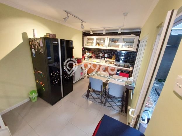 Rumah Nyaman 3 KT Luas Tanah 90m² di Antapani, Bandung Rumah Nyaman 3 KT Luas Tanah 90m² di Antapani, Bandung