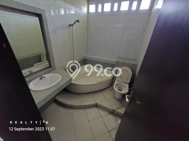 For Sale! Luxury House LT 577m2 Desain Modern di Dago For Sale! Luxury House LT 577m2 Desain Modern di Dago