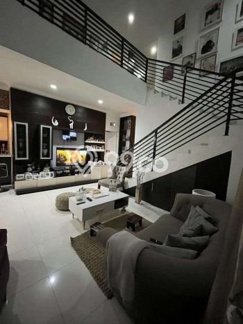 Rumah Area Nyaman di Pasteur, Bandung, Luas 300m² LB 520m² Rumah Area Nyaman di Pasteur, Bandung, Luas 300m² LB 520m²