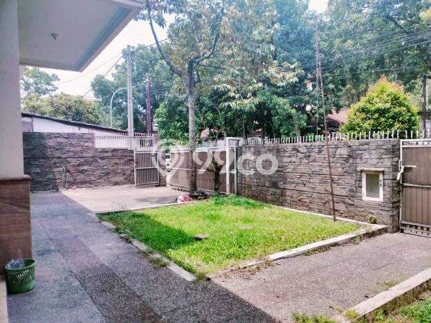 Rumah 5 KT 4 KM di Area Bandung Kota, Bandung Rumah 5 KT 4 KM di Area Bandung Kota, Bandung