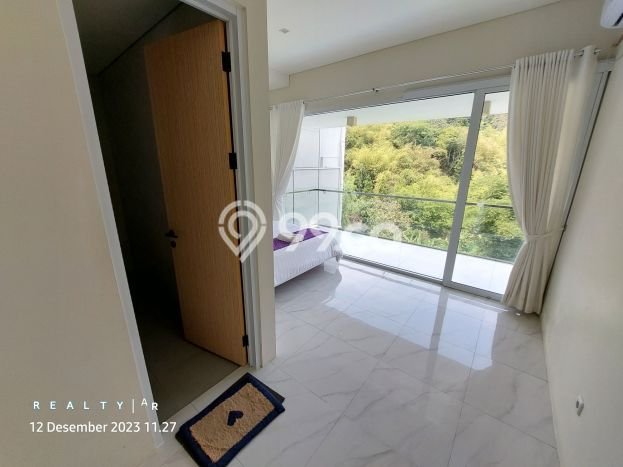 Ready to Use! Luxury House LT 198m2 Desain Elegan di Dago Ready to Use! Luxury House LT 198m2 Desain Elegan di Dago