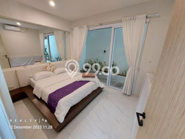 Ready to Use! Luxury House LT 198m2 Desain Elegan di Dago Ready to Use! Luxury House LT 198m2 Desain Elegan di Dago