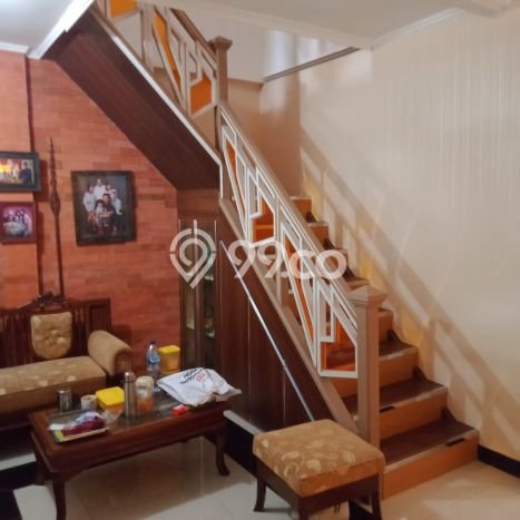 Jual Cepat Rumah 4 KT 2 KM di Jantung Kota Antapani, Bandung Jual Cepat Rumah 4 KT 2 KM di Jantung Kota Antapani, Bandung