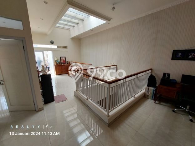 For Sale Rumah Mewah Exclusive di Antapani, Bandung For Sale Rumah Mewah Exclusive di Antapani, Bandung