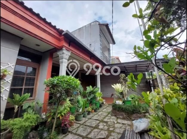 SPECIAL OFFER! Rumah Asri area , Luas 352m2m² Bangunan 285m2m² SPECIAL OFFER! Rumah Asri area , Luas 352m2m² Bangunan 285m2m²