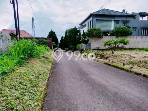 Tanah Area Berkembang Kawasan Arcamanik, Luas 335m², Ideal untuk Usaha Tanah Area Berkembang Kawasan Arcamanik, Luas 335m², Ideal untuk Usaha