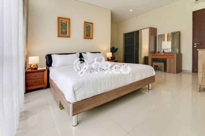 Rumah Exclusive LT 225m² / LB 136m² di Kompleks Perumahan Dago, Bandung Rumah Exclusive LT 225m² / LB 136m² di Kompleks Perumahan Dago, Bandung