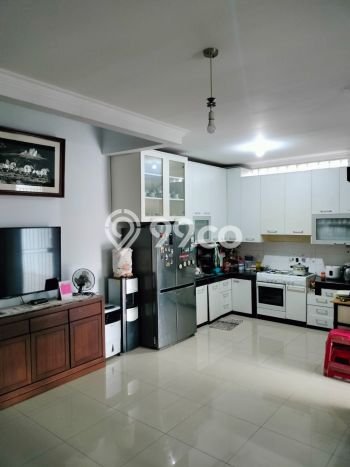 INVESTASI TEPAT! Rumah di Turangga, Luas 127m² Bangunan 160m² INVESTASI TEPAT! Rumah di Turangga, Luas 127m² Bangunan 160m²