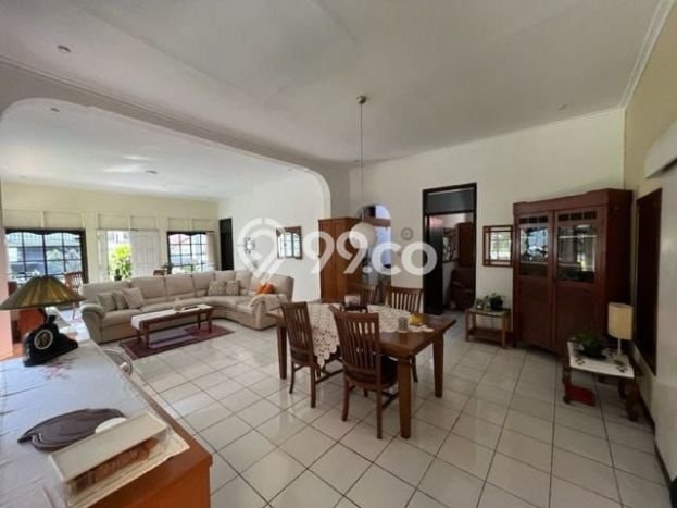 Rumah Nyaman 2 KT di Cigadung, Bandung - LT 350m² Rumah Nyaman 2 KT di Cigadung, Bandung - LT 350m²