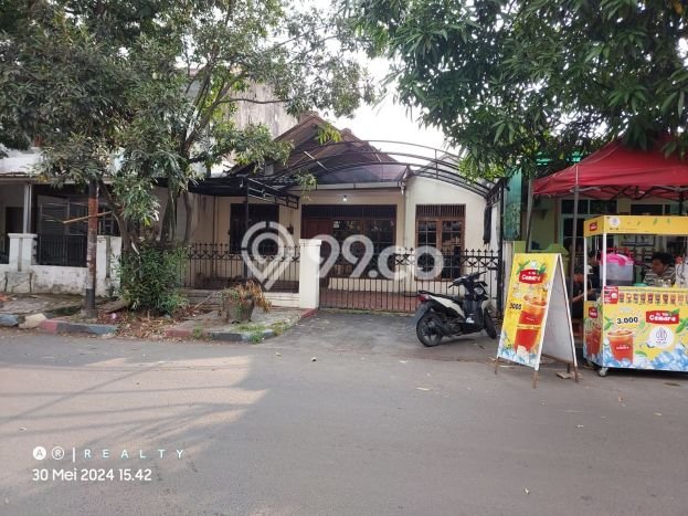BEST PRICE! Rumah Premium area Antapani, LT 240m² LB 100m² BEST PRICE! Rumah Premium area Antapani, LT 240m² LB 100m²