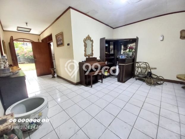 BEST PRICE! Rumah Premium area Antapani, LT 240m² LB 100m² BEST PRICE! Rumah Premium area Antapani, LT 240m² LB 100m²