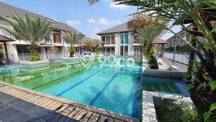 Unit Ruko Dijual di Bandung LT 300m2 & LB 486m2 Unit Ruko Dijual di Bandung LT 300m2 & LB 486m2