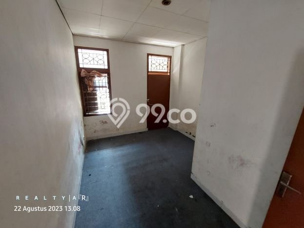 Rumah Nyaman di Bandung Kota, 3 KM, Lokasi Strategis Rumah Nyaman di Bandung Kota, 3 KM, Lokasi Strategis