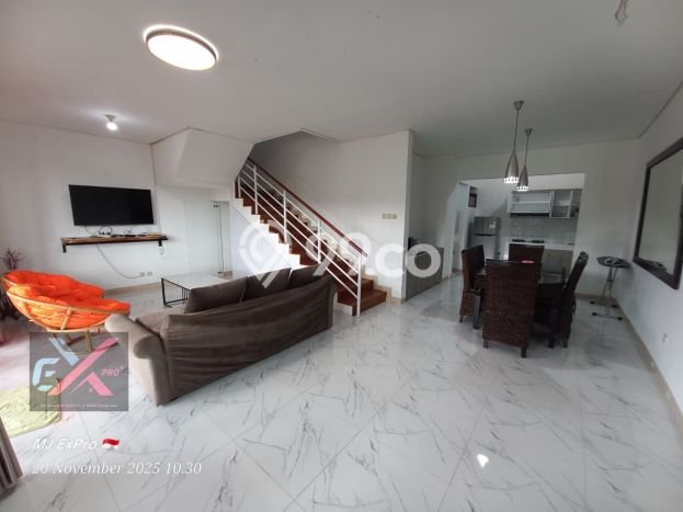 Dijual Rumah Mewah Megah Dengan View Cantik di Dago, Bandung Dijual Rumah Mewah Megah Dengan View Cantik di Dago, Bandung