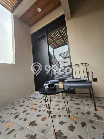 Dijual Rumah 4 Kamar Lokasi Strategis Nyaman dan Strategis di Arcamanik Dijual Rumah 4 Kamar Lokasi Strategis Nyaman dan Strategis di Arcamanik