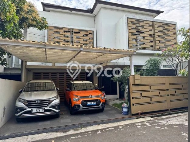 Dijual Rumah Luas Elegan Dengan View Cantik di Buah Batu, Bandung Dijual Rumah Luas Elegan Dengan View Cantik di Buah Batu, Bandung