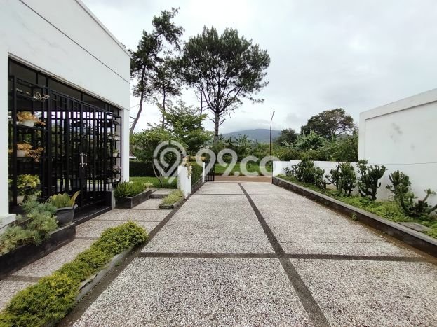 Dijual Rumah 4 KT di , Bandung - Luas Tanah 1000m2m² Dijual Rumah 4 KT di , Bandung - Luas Tanah 1000m2m²