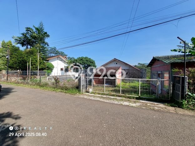 Dijual Rumah Luas Elegan Dengan View Cantik di Sayap Dago, Bandung Dijual Rumah Luas Elegan Dengan View Cantik di Sayap Dago, Bandung