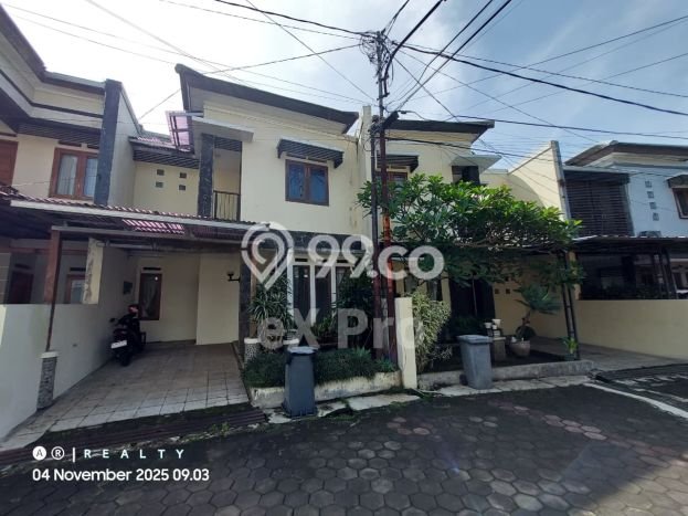 For Sale Hunian Rumah Terawat 3 KT di Dago, Bandung For Sale Hunian Rumah Terawat 3 KT di Dago, Bandung