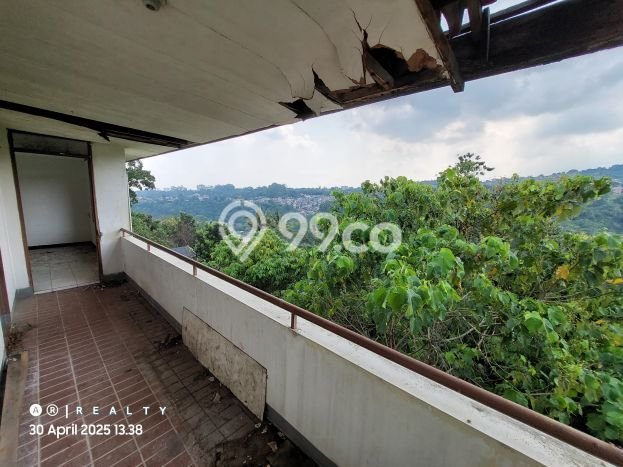 Dijual Rumah Luas Elegan Dengan View Cantik di Sayap Dago, Bandung Dijual Rumah Luas Elegan Dengan View Cantik di Sayap Dago, Bandung