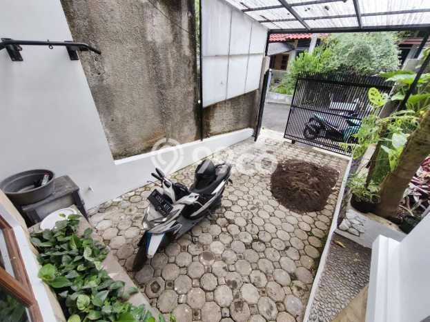 Dijual Hunian Rumah Terawat 5 KT di Setiabudi, Bandung Dijual Hunian Rumah Terawat 5 KT di Setiabudi, Bandung