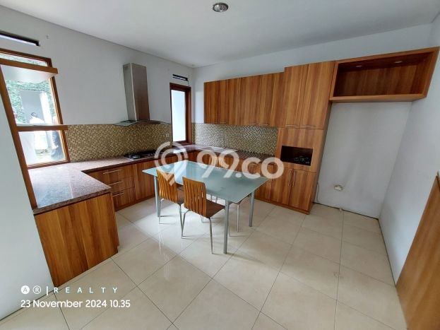 Dijual Hunian Rumah Terawat 3 Kamar di Pondok Hijau, Bandung Dijual Hunian Rumah Terawat 3 Kamar di Pondok Hijau, Bandung