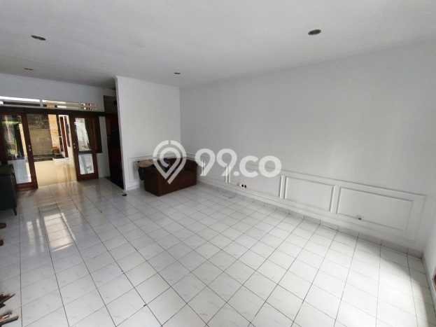 Dijual Hunian Rumah Terawat 5 KT di Setiabudi, Bandung Dijual Hunian Rumah Terawat 5 KT di Setiabudi, Bandung