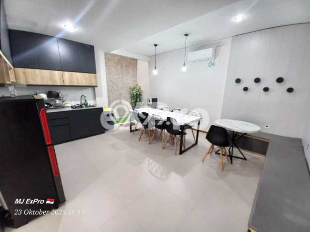 Dijual Hunian Rumah Terawat 4 Kamar di Dago, Bandung Dijual Hunian Rumah Terawat 4 Kamar di Dago, Bandung